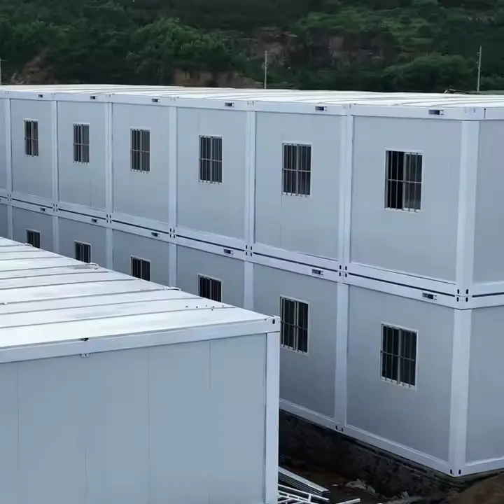 새롭고 재사용 가능하며 내구성이 뛰어난 플랫팩 컨테이너 하우스는 어떤 이점을 제공합니까?